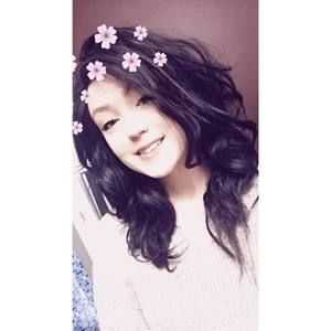 Meet your Posher, Moira